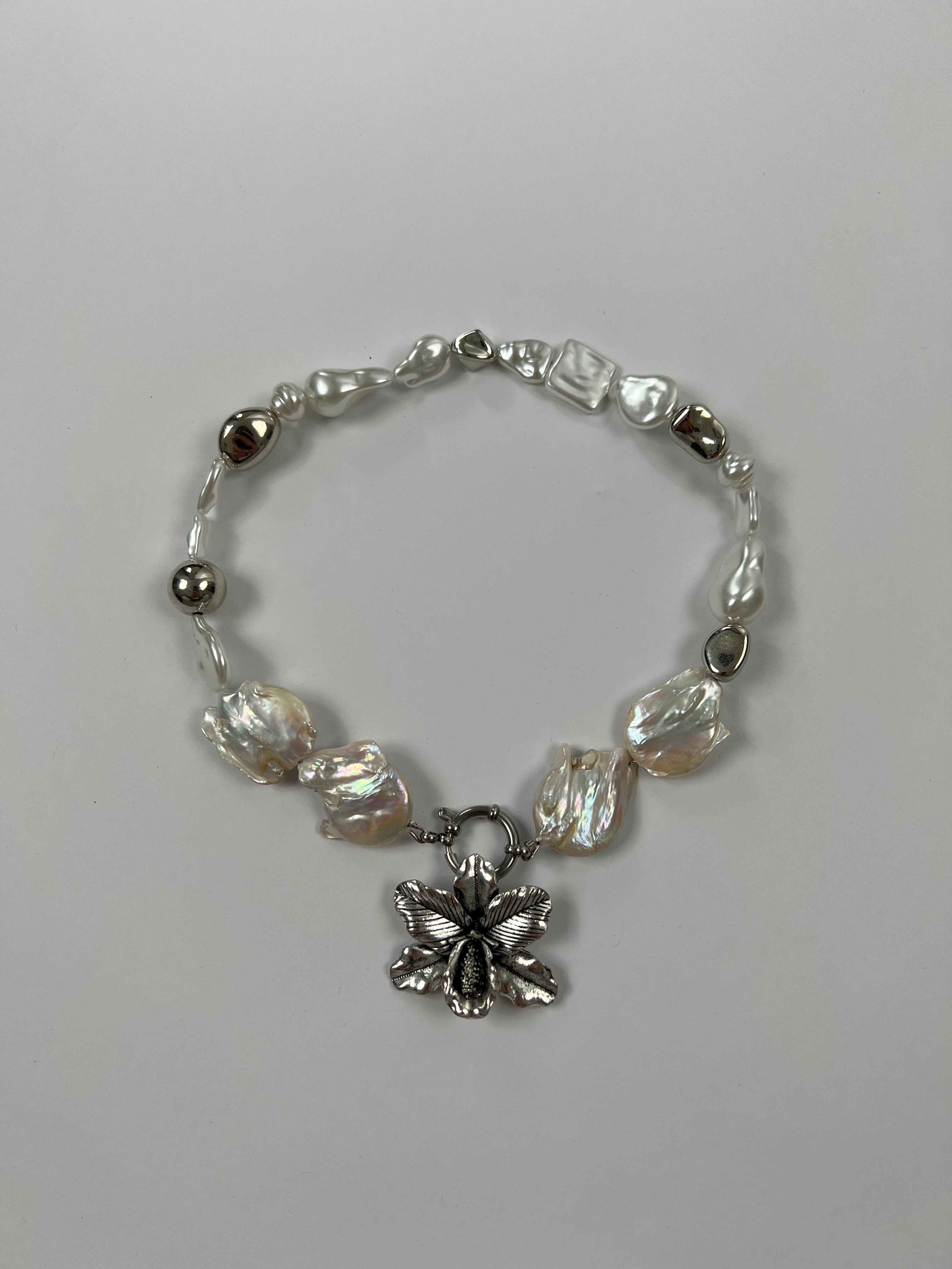 EMMA NECKLACE