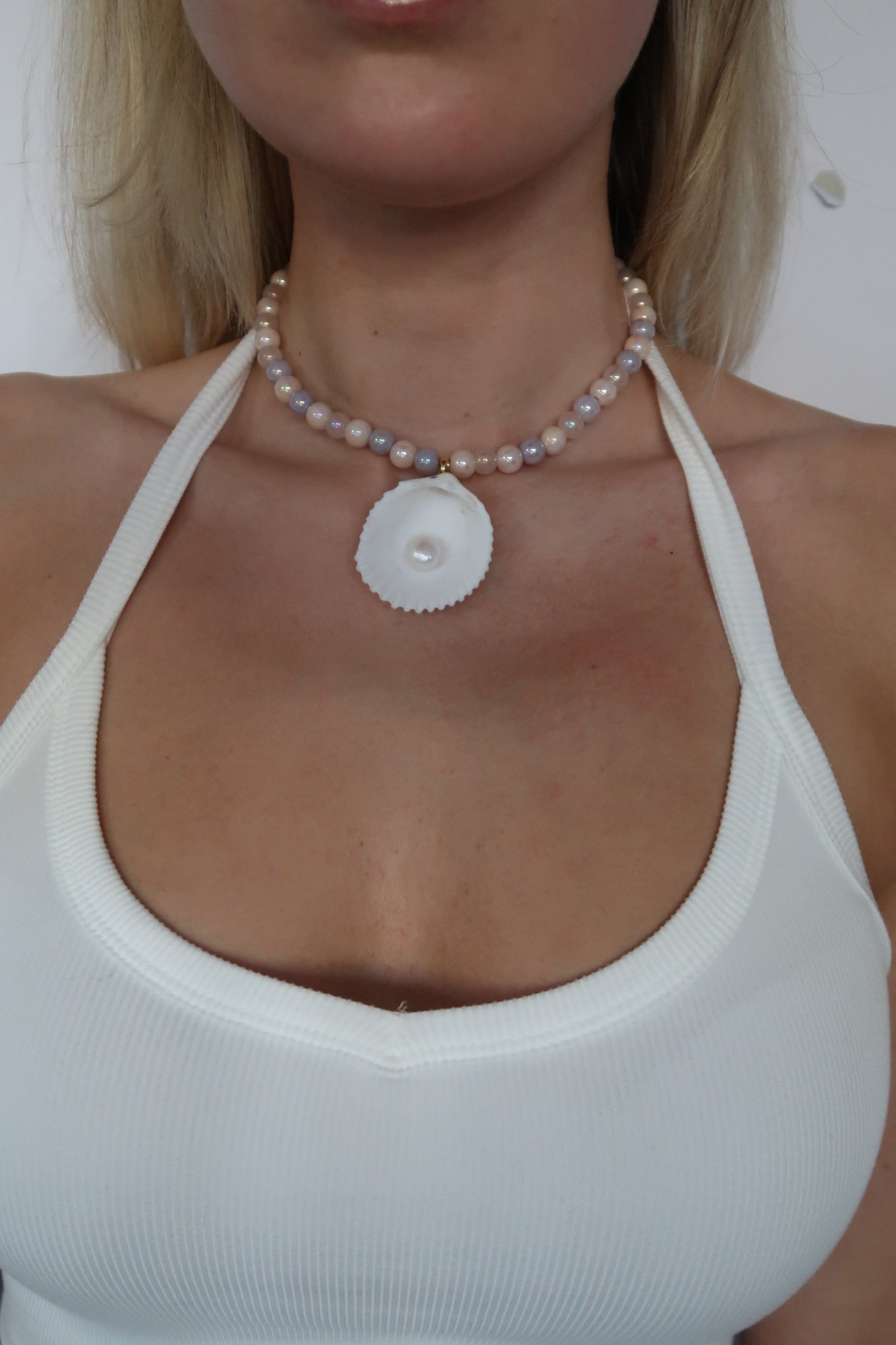 SUNDAY NECKLACE