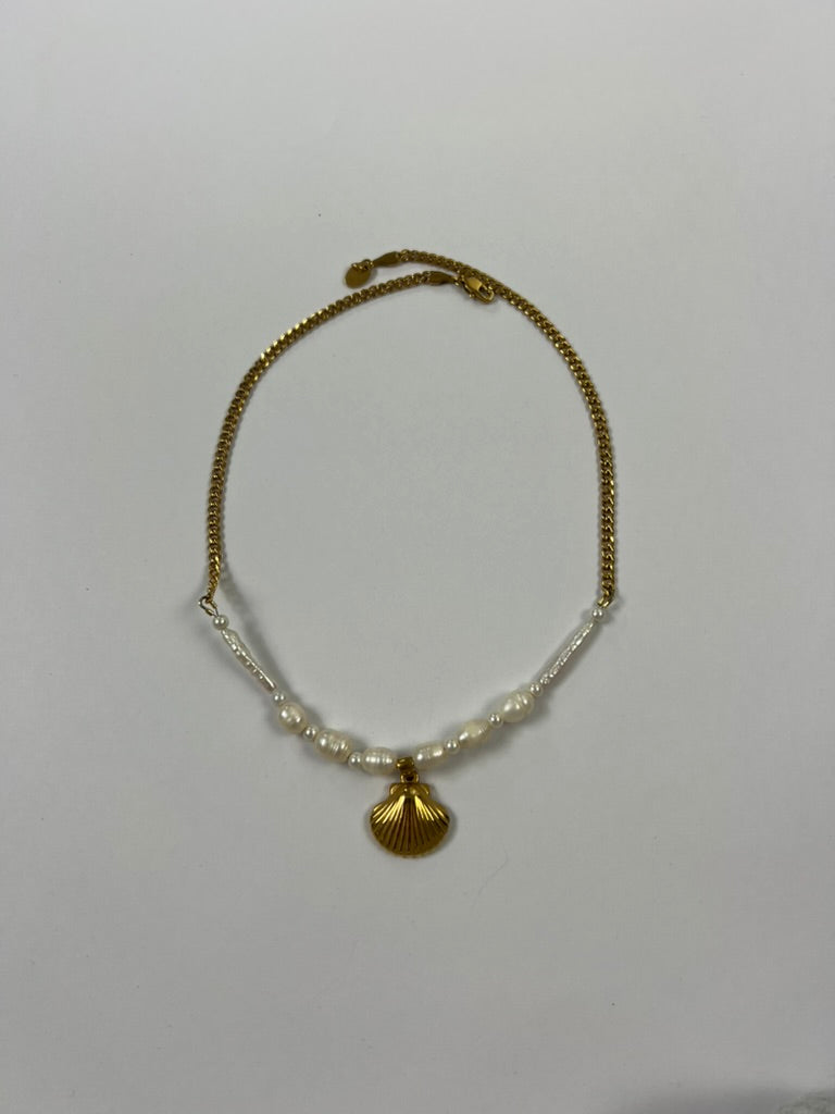AMARI NECKLACE
