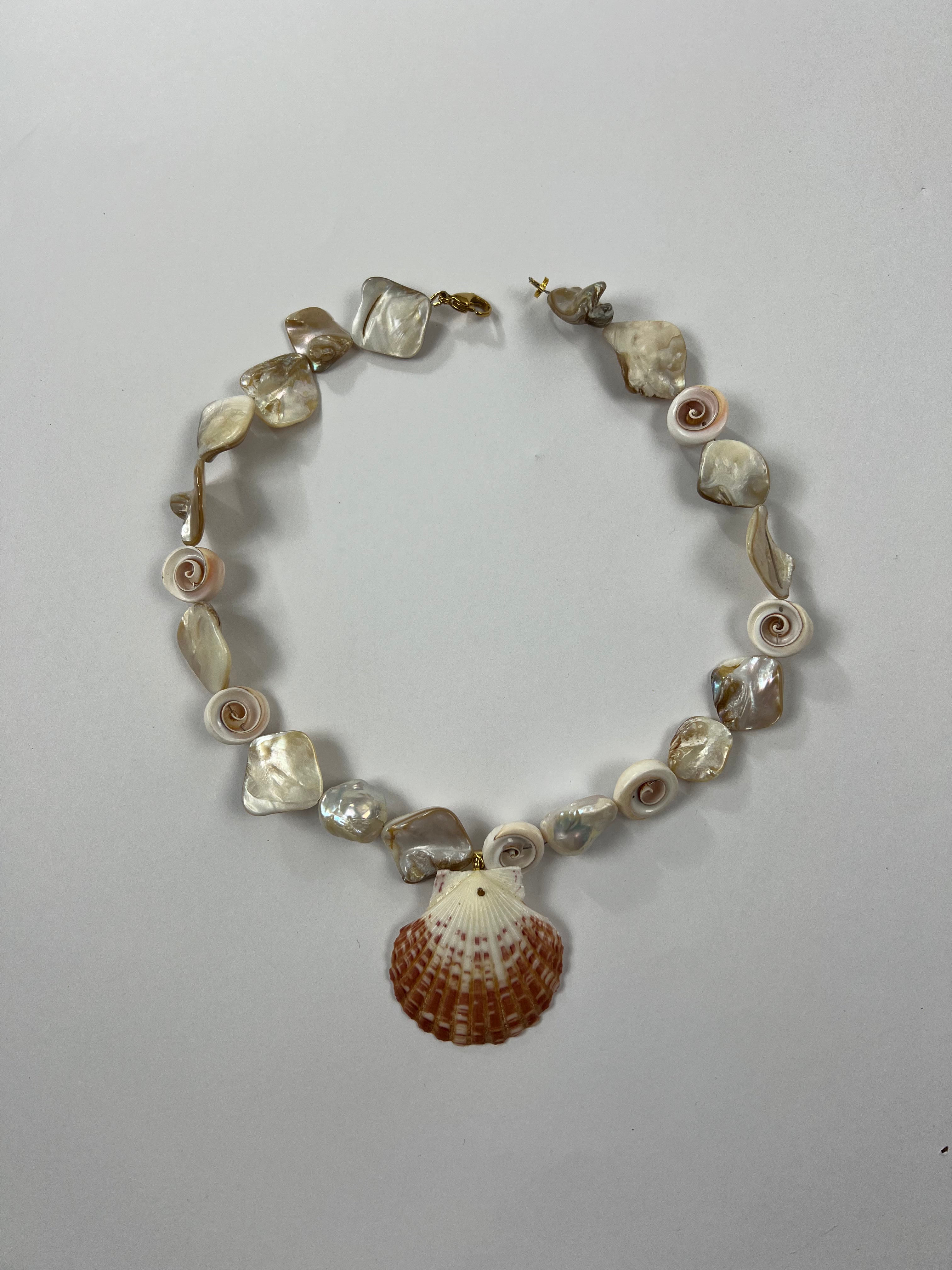 JENESIS NECKLACE