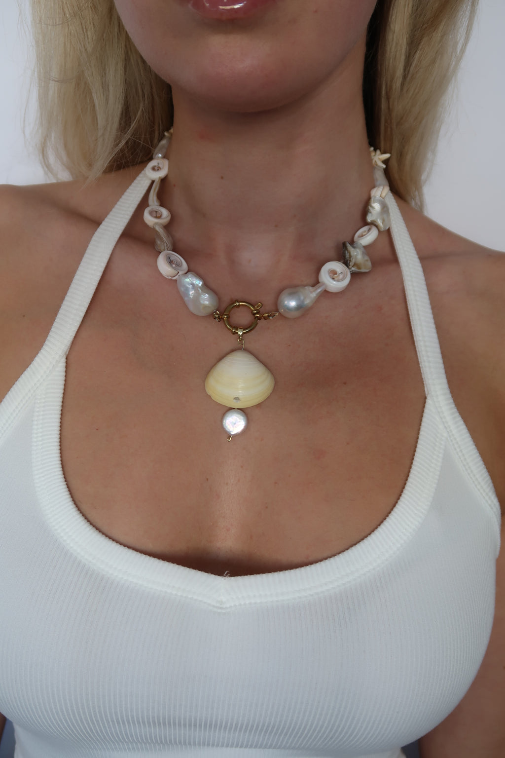 GWEN NECKLACE