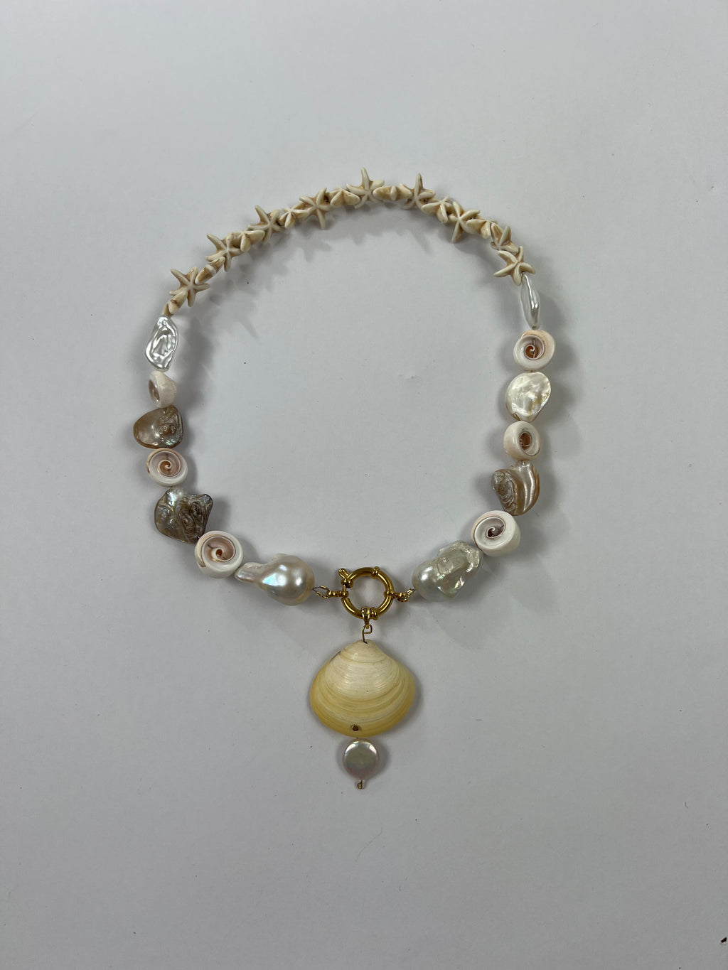 GWEN NECKLACE