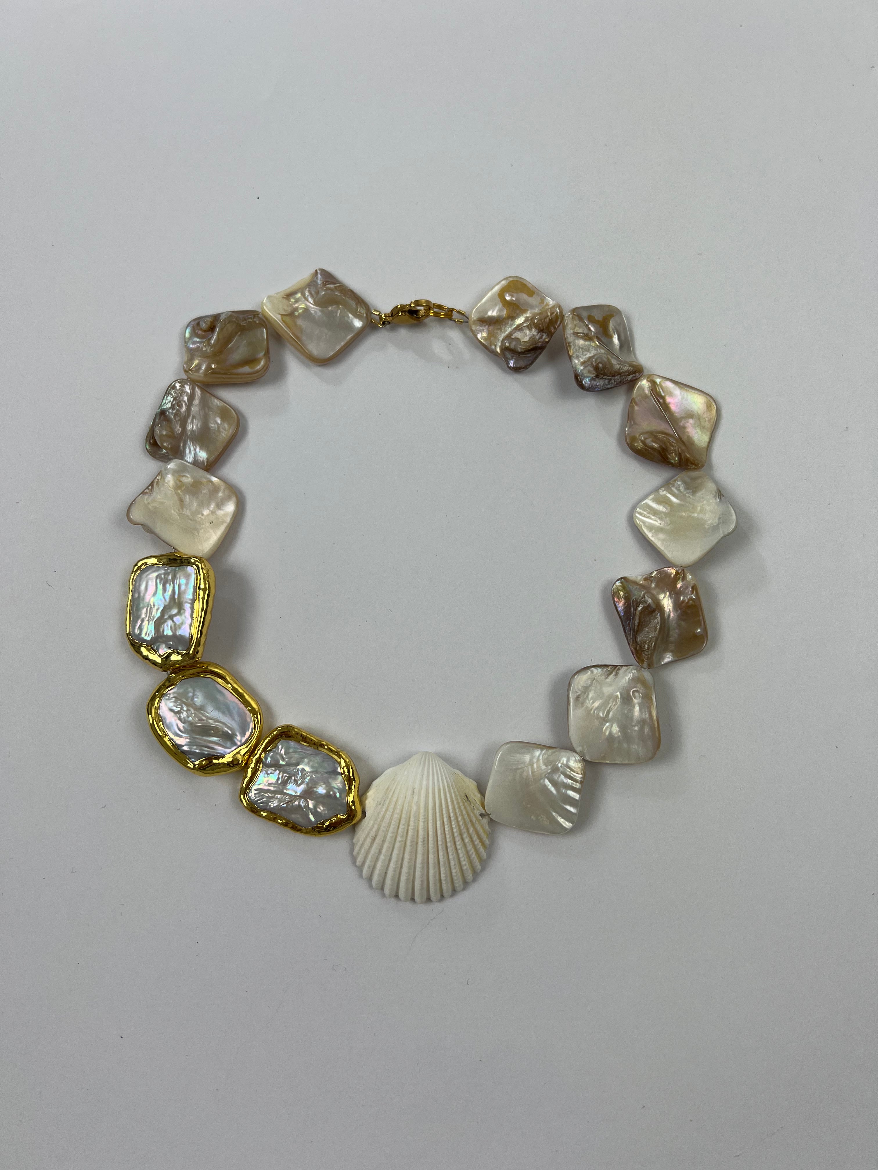 FRANCES NECKLACE