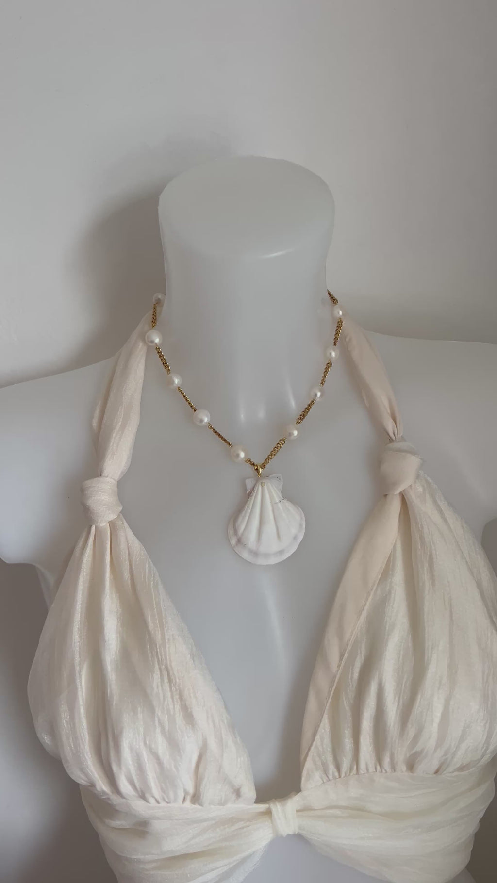 OPAL NECKLACE